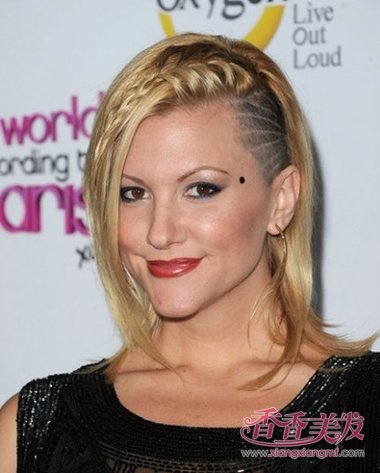 Բ��б�ӿ˷��� Բ����б�ӿ˷�����ôŪ