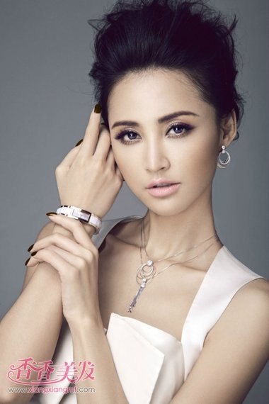 ������ֶ��� Ů����������