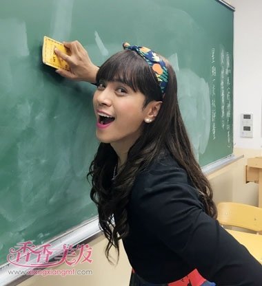 Ů�����ʯ��Ц���� ��Щ����־��������Ů����