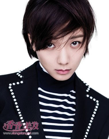 �����Ƕ�������� Ů�����������Լ��Ķ̷�