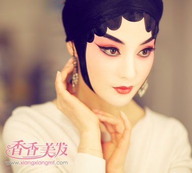 �����ڻ����絩ױ������ Ů��Ϸױ�����̵�