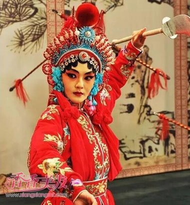 �����ڻ����絩ױ������ Ů��Ϸױ�����̵�