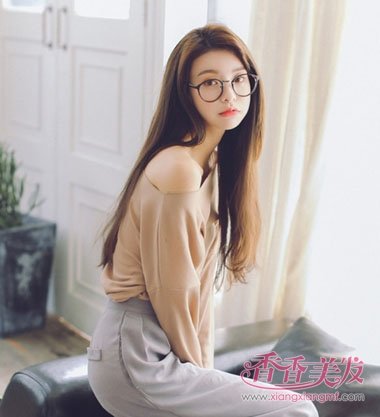 ��С�д��۾���Ů���ʺ�ʲô���ķ��� ���۾�����С�ķ���