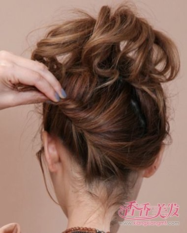 �ڴ󲿷��˵�����ͷ���ٳ��������β ���ͷ����ô����β�Ƚ����л�