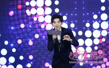 ����ǰŮ�ѿ��� ��ᷢ���ٶ�ͻ��