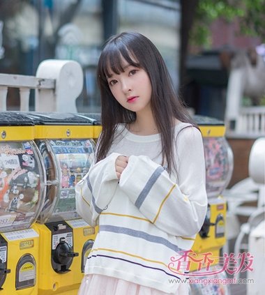 ����Ů��Բ���������մ��� �����ԵñȽ�С��Ů��Բ��������ͼƬ