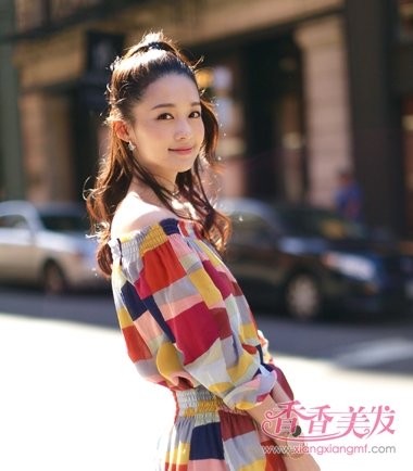 �������﷢����Ȼ�� Ц�ݿ��ů����