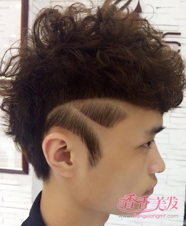 ������������ͼƬ ����һ��б�ķ���