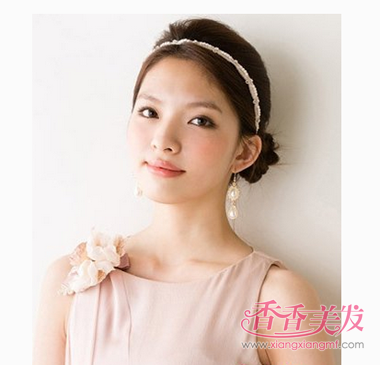 ���Ӹߵ�Ů���ʺ�ʲô�̷� �߸���Ů������