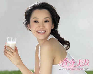 ����ɹ����չ�ֶ������� �ŵ���Ů�ķ��ʹ���