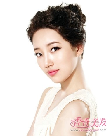 ����������Ů��ͷ��ʲô���� С�������긾Ů�Լ���ͷ��