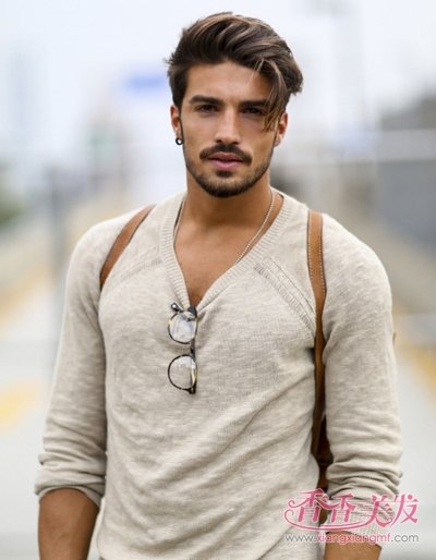 男士脸有点大适合什么发型 韩式蓬松凌乱发型男士