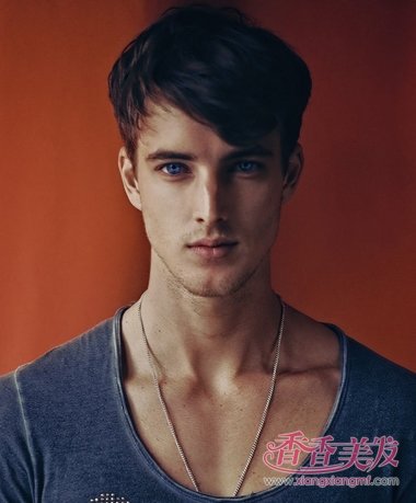 ˯��ǰ��ô��ͷ������ ������ô������