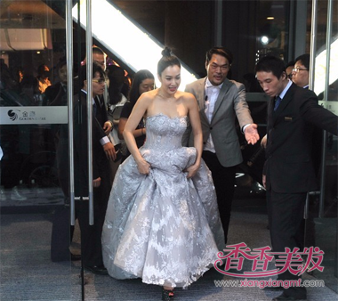 ����11��8������羴�� �򵥵�����ͷ������������