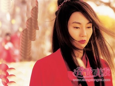 �������µ���Ԥ��Ƭ���� �ع�����Ů�������