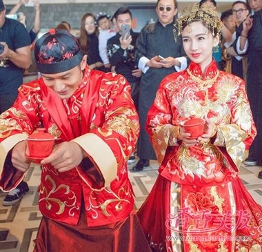 ����羵���ʽ���﷢�������� ����Ҳ���Ǻ�ױ���﷢��Ŷ