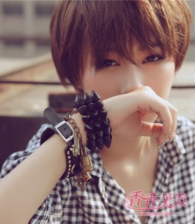 2018�̷���δ����װ ���ɶ̷�Ҫ��ʲô�·�