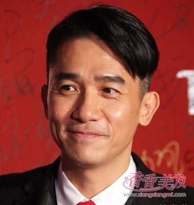 ����ΰ�ͳ���Ѹ��ӰPK���� ˭�������Ӯ��