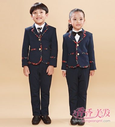 Ů����ͯ��У���������ķ�����Ư�� ˧��Ů�����ͷ�װ