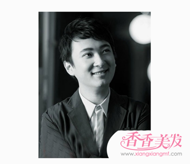 �����Ϲ���˼�����Ի� ˧�����з��ͽ�������