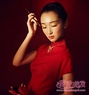 ��53�������Ӱ����ΧŮ��չ�� ����д�淢���������ȫ��