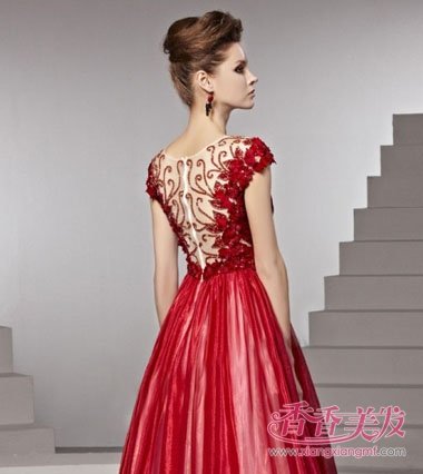 ��ɫ��������� ��Ϻ�ɫ����ķ���