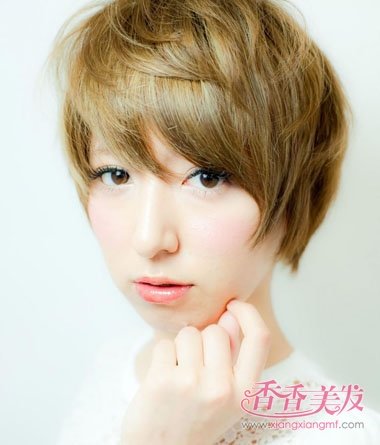 2017�����ﶬ���ж̷����� ��̷���ô����Ů��װʱ���·�