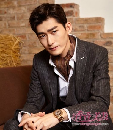 Ӣ�׷��װ���跢������ �ź��Ĵ�Ƭ�����ưԵ��ܲ�