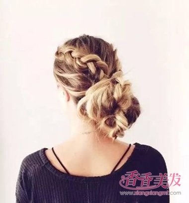 Ů�˶����ʺ���ͷ����ͼƬ����ȥ���ӵ��������� ����������ͷ���򵥺ÿ�+ͼ