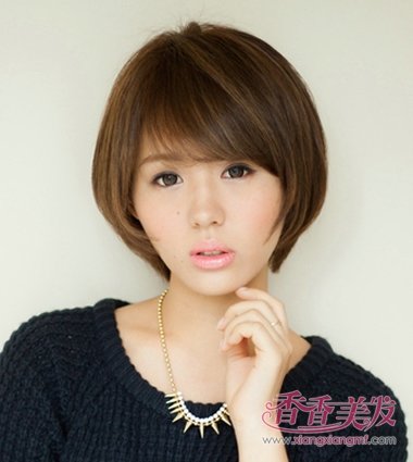 ����Ķ̶�ͷ���� 2017�궬�����·���