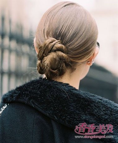 ְҵŮ����ʲô���ͺ� ְҵ��ͷ�������