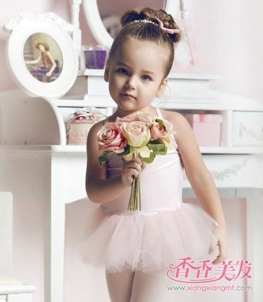 С������ͷ������ô��ͷ СŮ���鷢����ͷ����ô��