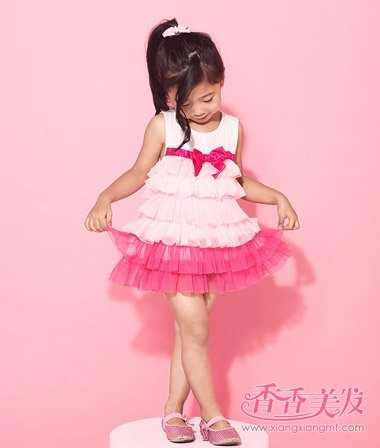 �������ʺ�СѧŮ����������β��̳� 00��Ů��������β