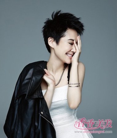 �̷��̵ܶ�Ů���Ӵ�ʲô�·� Ů���̷���װ����