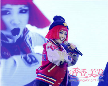 ��������������Ʋ��� ��ɫͷ����Ȼ����