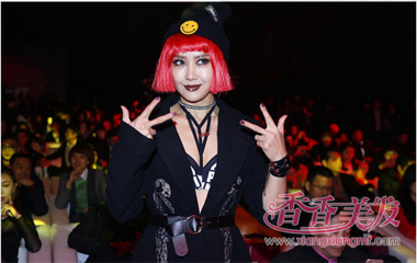 ��������������Ʋ��� ��ɫͷ����Ȼ����