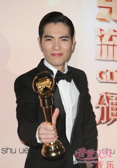 �����������Ա�СѧȤ�� ���쳬�̷������ſ�