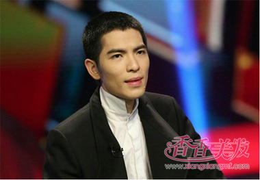 �����������Ա�СѧȤ�� ���쳬�̷������ſ�