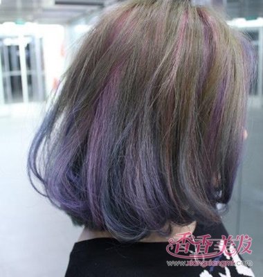 2017����Ů���̷�����ʲô��ɫ 2017�궬���̷�����