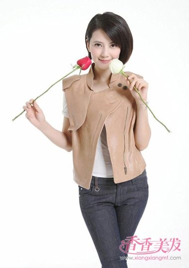 ���ظ�ԲԲ����Ԥ����12�� Ů��������������һ��