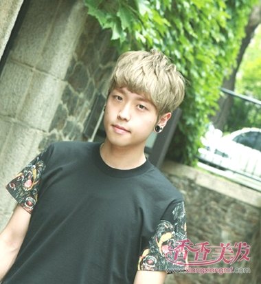 ��˧����������ķ��� ������˧�ķ��Ϳ���ȥ�ĸо����ǲ�һ��