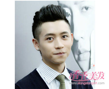 ��˧����������ķ��� ������˧�ķ��Ϳ���ȥ�ĸо����ǲ�һ��