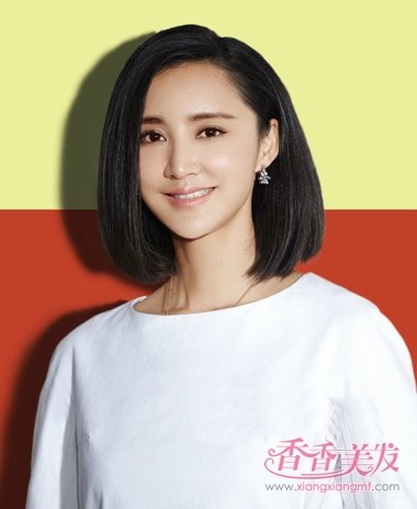 ���������װ���ؼ� �̷�С���ɶ�����Ů��