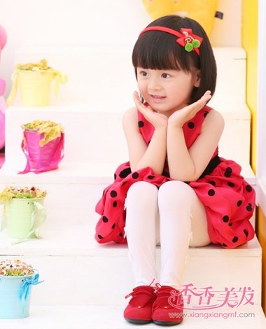 3��Ů���Ӷ̷�����Ƭ ��ͯŮ���ӵĶ̷����װ��