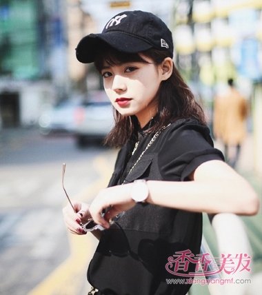 �򵥺ÿ���Ů�����ͽ̳�ͼƬ �е�ͷ������Ƶļ򵥷���