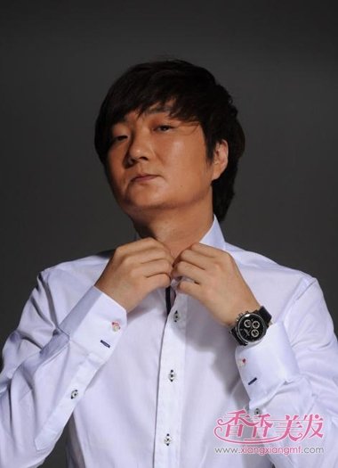 �����γ��к�˿��Ů��� ��ɫ�̷�˧������