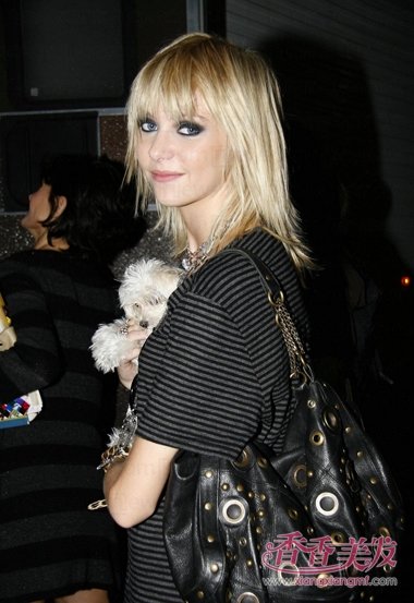 2018�����鷢����ͼƬ ϴ��ͷ���ɺ�ǰ����鷢������ô��