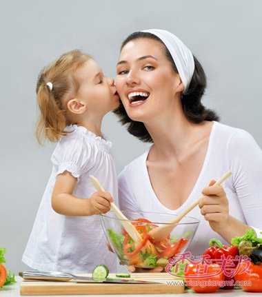 СŮ���ӵĶ̷������������ֵ� ��ͯŮ����������ͼƬ͸�Ż�����ĸо�