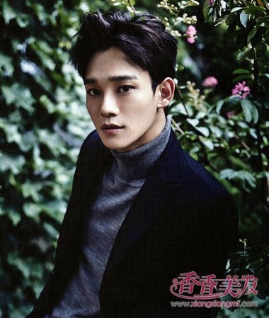 成熟气质男人的照片 男生显成熟的相片