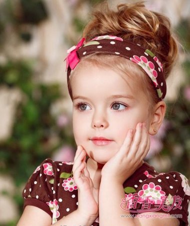 ��θ�2��Ů������ͷ�� СŮ������ͷ���ж�����